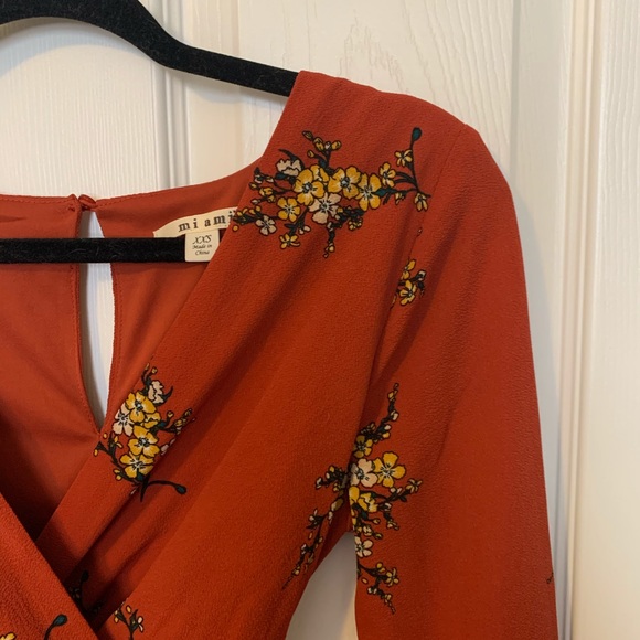 NWOT Orange Floral Jumper - Picture 4 of 5